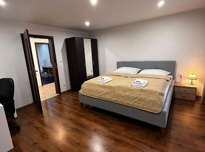 Smart Apartment Ll